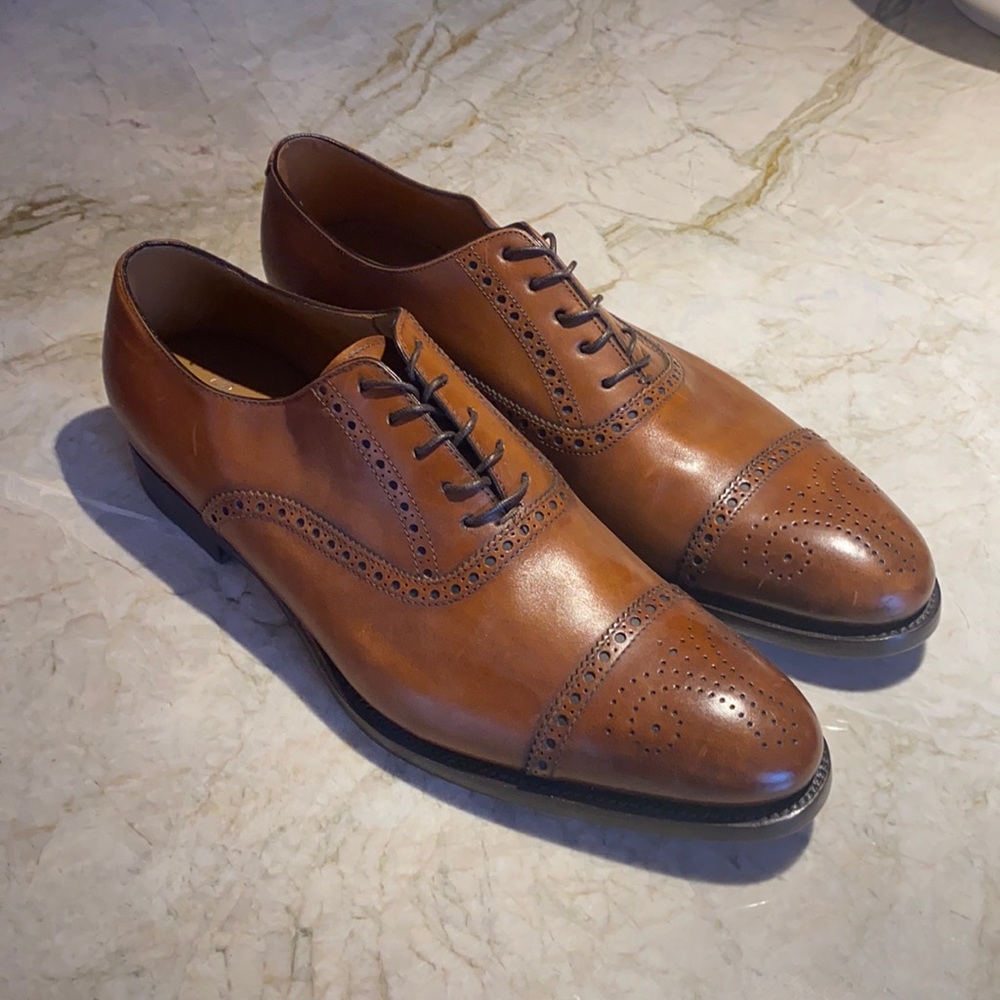 Men’s Ralph Lauren, Purple Label, never worn, size 9, brown leather dress shoe